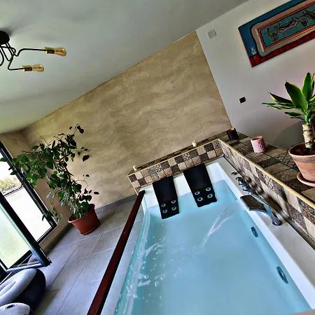 Monte Cristo On Water Villa