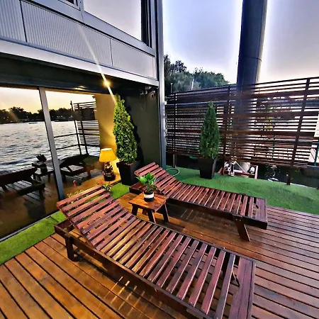 Monte Cristo On Water * Belgrade